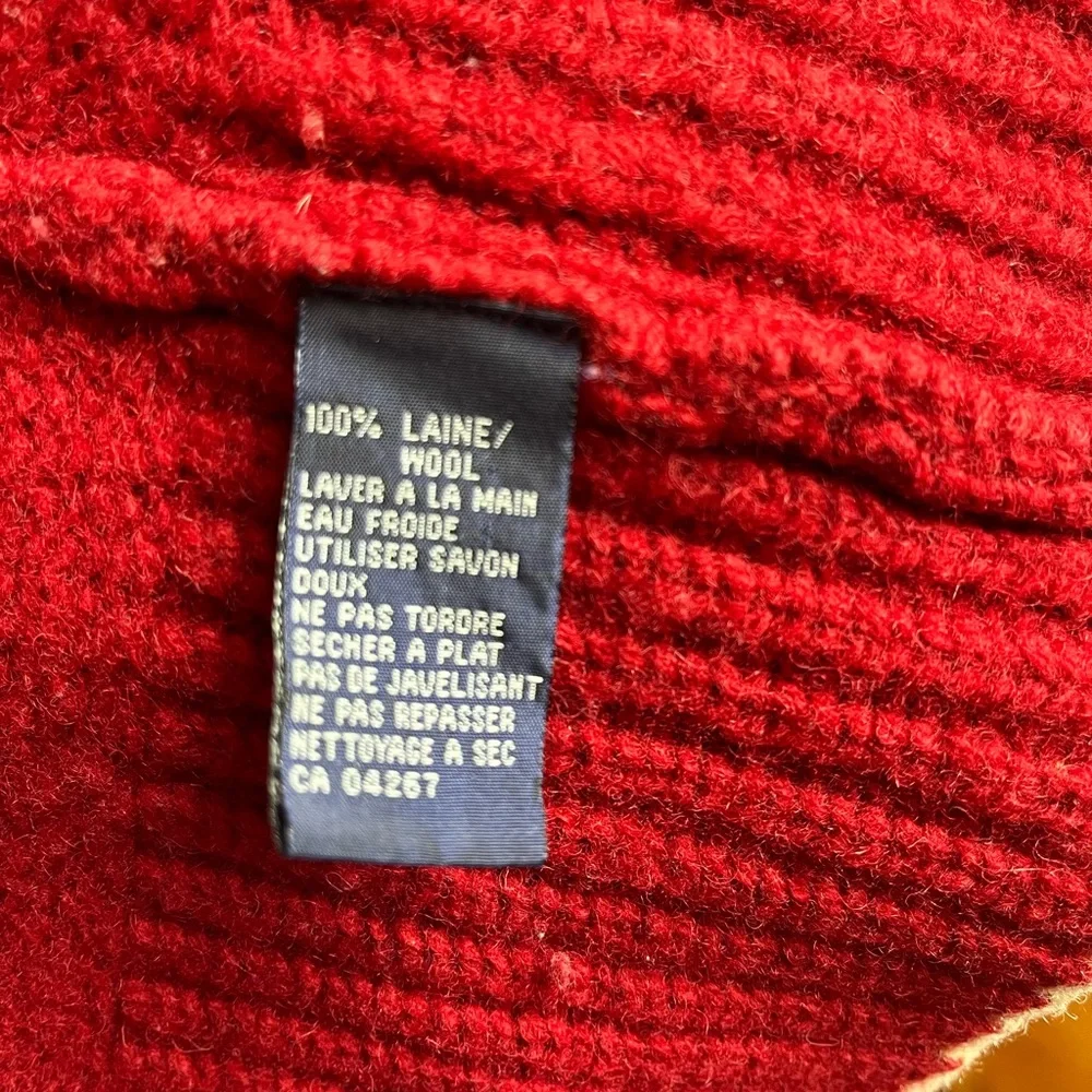 100% Wool - Elegant Red Women's Cardigan with Gold Trim - Picture 7 of 8